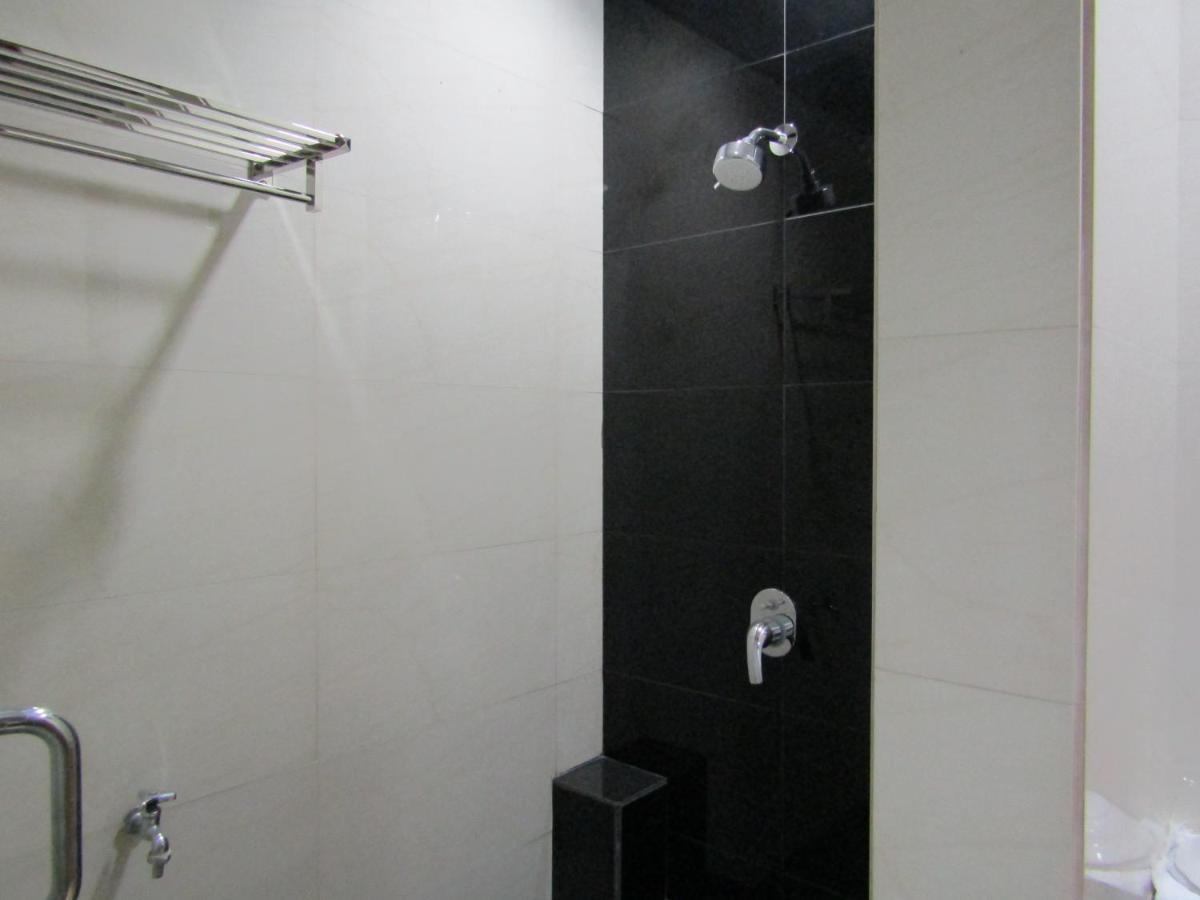 Madina Inn Yogyakarta Dış mekan fotoğraf