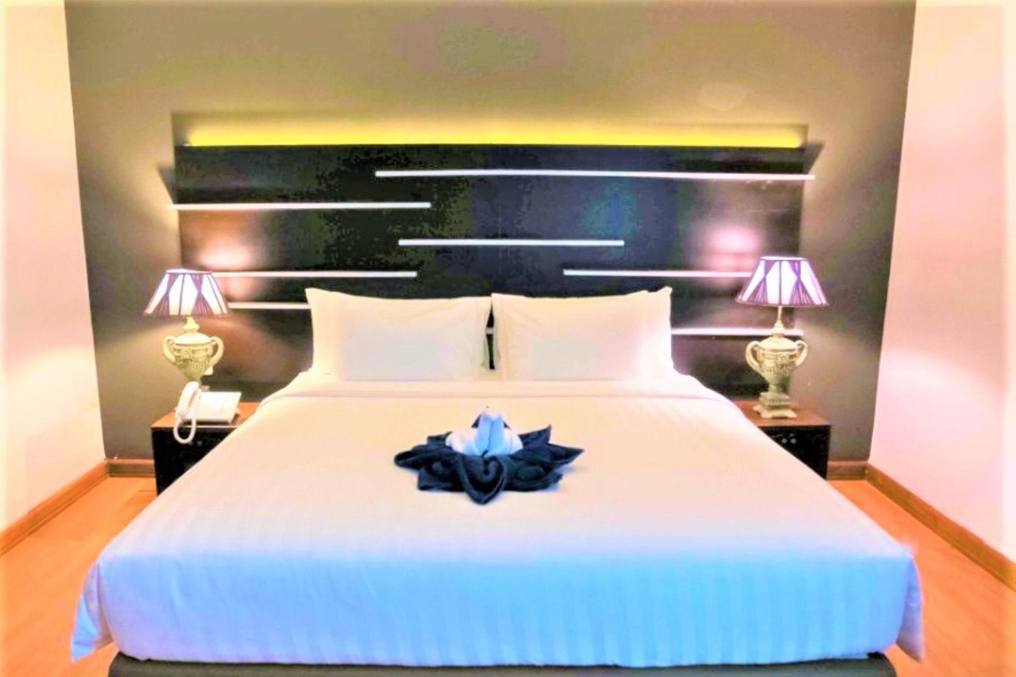 Madina Inn Yogyakarta Dış mekan fotoğraf