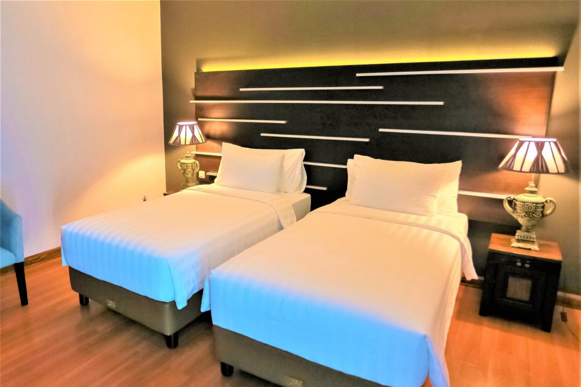 Madina Inn Yogyakarta Dış mekan fotoğraf
